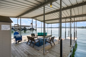 Terrace/patio - Amazing Views Close to the Strip - Private Dock! (Lake Ozark)