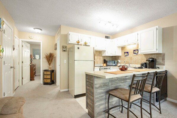 Lejlighed - 1 queensize-seng med sovesofa - terrasse (AJ's Pura Vida) | Privat køkken