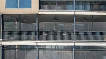 Condo, varias camas, balcón (A Wave From It All) | Áreas de la propiedad