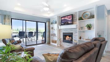 Condo, Multiple Beds, Balcony (A Wave From It All) | Living area