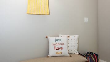 Appart'hôtel, plusieurs lits, accès piscine (Acres Away II) | Intérieur