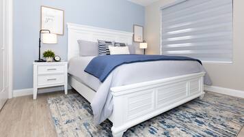 Appart'hôtel, plusieurs lits, accès piscine (Acres Away II) | 3 chambres, décoration personnalisée, ameublement personnalisé