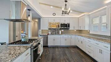 Hus - flera sängar - uteplats (Holiday Point) | Eget kök