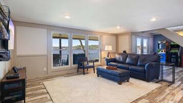 Hus - flera sängar - uteplats (Holiday Point) | Vardagsrum