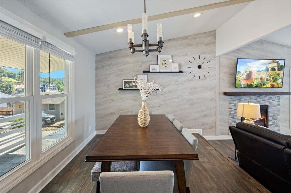 House, Multiple Beds, Patio (Holiday Point) | Interior