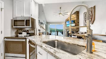 Condo, Multiple Beds, Patio (Gathering At Park Place) | Private kitchen