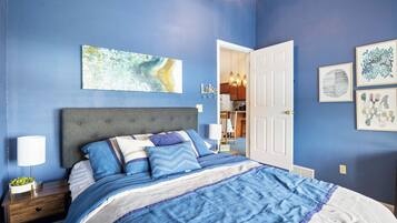 Hus - flera sängar - uteplats (Bikini Bungalow) | 3 sovrum, individuell inredning, unika möbler och sängkläder