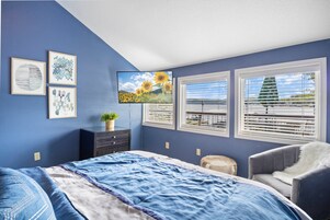 3 habitaciones, decoración personalizada y muebles diferentes