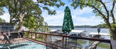 Maison, plusieurs lits, patio (Bikini Bungalow) | Restauration extérieure