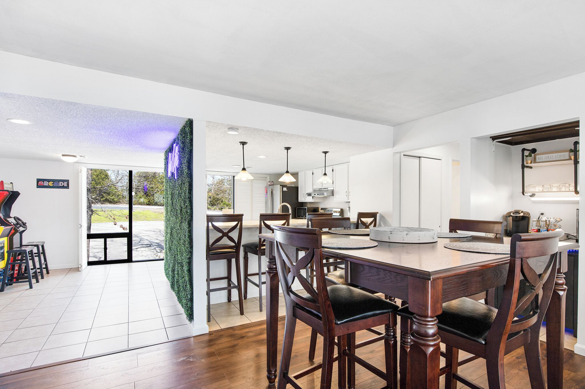 公寓式客房, 多张床, 使用泳池 (Treetop Vibes on Horseshoe Bend) | 2 多间卧室、特色装修、特色家居、床单