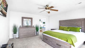 Apartment, Mehrere Betten, Poolzugang (Treetop Vibes on Horseshoe Bend) | 2 Schlafzimmer, individuell dekoriert, individuell eingerichtet