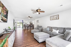 Condo, Multiple Beds, Pool Access (Treetop Vibes on Horseshoe Bend) | Living area