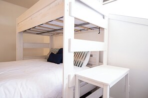 Condo, varias camas, acceso a la alberca (Treetop Vibes on Horseshoe Bend) | 2 habitaciones, decoración personalizada y muebles diferentes