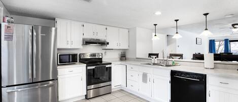 Appart'hôtel, plusieurs lits, accès piscine (Treetop Vibes on Horseshoe Bend) | Cuisine privée