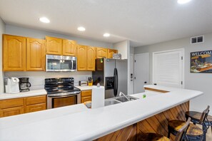 Casa, varias camas, patio (Pelican Place) | Cocina privada