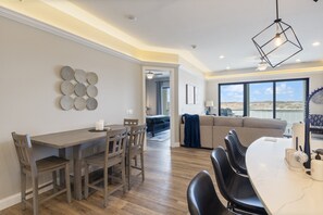 Condo, Multiple Beds, Pool Access (Seas The Day) | 3 bedrooms, individually decorated, individually furnished, bed sheets - Scenic Views, Outdoor Grill & Dine, Fireplace, Games (Osage Beach)