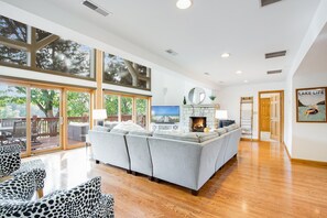 House, Multiple Beds, Patio (Byrde's Hideaway) | Living area - Epic Lake Vacation Home - 2 Story Slide! (Osage Beach)