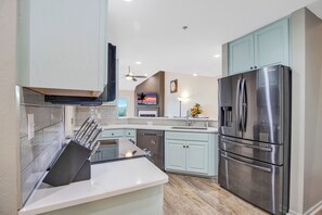 Apartment, Mehrere Betten, Terrasse (The Elms) | Eigene Küche