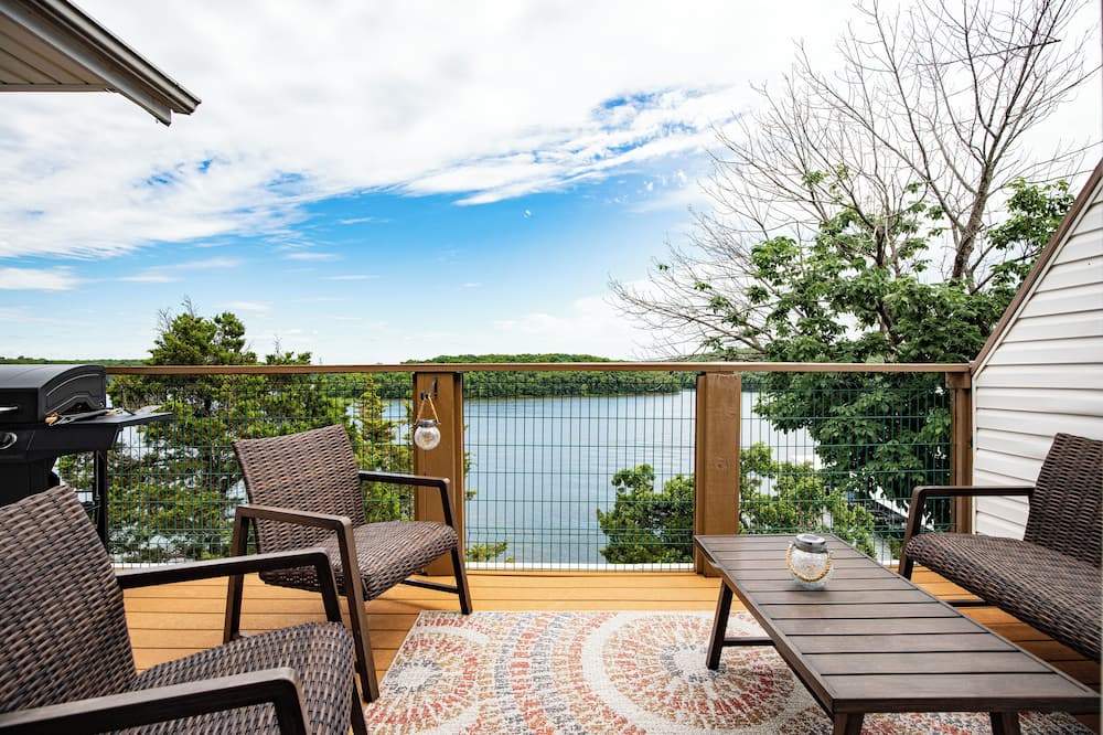 Amazing Views From Balcony, Loft & Gated Pool