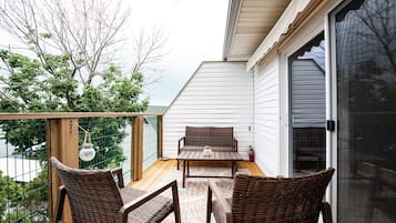 Condo, varias camas, patio (The Elms) | Vista desde la habitación