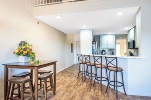 4 bedrooms, individually decorated, individually furnished