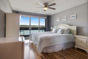 Appartement, Meerdere bedden, toegang tot zwembad (Lakeside Oasis) | 2 slaapkamers, individueel gedecoreerd, individueel gemeubileerd