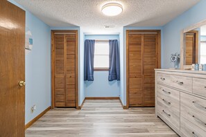 Interior - Amazing Dock Fishing With Swim Area & Gentle Lot (Gravois Mills)