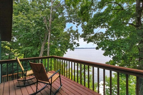 Hot Tub, Main Channel Views, Great Outdoor Spaces, Blackstone