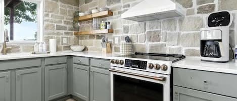 Casa, varias camas, hidromasaje (Heron at Onyx Edge) | Cocina privada