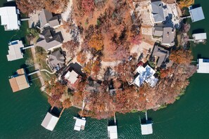 Exterior - Expansive Decks, Firepit, Stunning Views All Over (Gravois Mills)