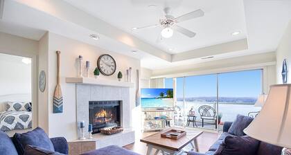 Upscale Condo, Amazing Views, Pools and Pickleball