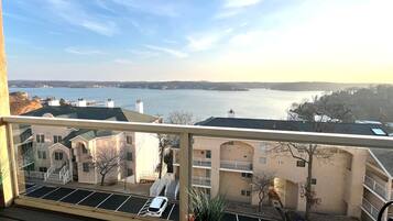 Appartement, meerdere bedden, toegang tot zwembad (Sunset Point) | Kameruitzicht