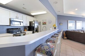 Appart'hôtel, plusieurs lits, accès piscine (Emerald Escape) | Cuisine privée