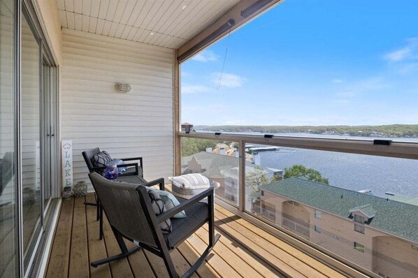 Kondominium, Beberapa Tempat Tidur, akses ke kolam renang (Emerald Escape) | Pemandangan dari kamar