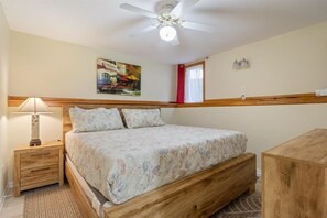 Hús - mörg rúm - verönd (Lighthouse Haven) | 4 svefnherbergi, sérhannaðar innréttingar, sérvalin húsgögn, rúmföt