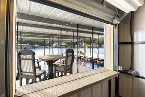 Maison, Plusieurs lits, patio (Aqua Vista) | 3 chambres, décor unique, ameublement unique, literie fournie
