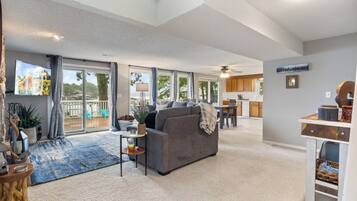 Hus - flera sängar - uteplats (The Toasted Marshmallow) | Vardagsrum