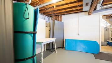 House, Multiple Beds, Patio (Mimosa Escape) | Interior