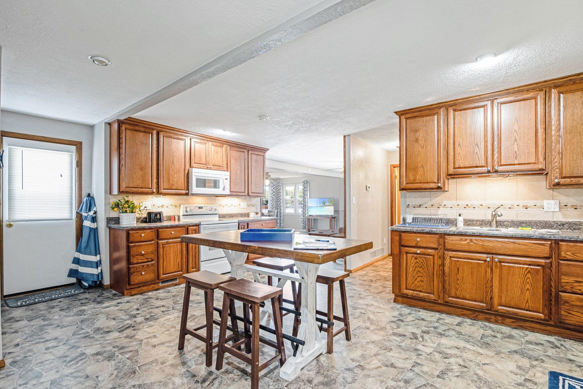 Ferienhaus, Mehrere Betten, Terrasse (Mimosa Escape) | Eigene Küche