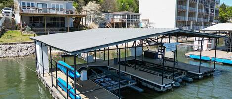 Dock