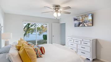 House, Multiple Beds, Patio (Rum Runner) | 3 bedrooms, individually decorated, individually furnished, bed sheets