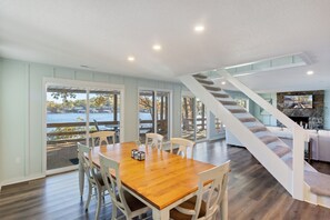 Hus, flere senger, terrasse (Rum Runner) | 3 soverom, individuelt dekorert, individuelt innredet og sengetøy