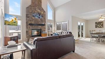 Hus, flere senger, terrasse (Dockside Dreams) | Oppholdsområde