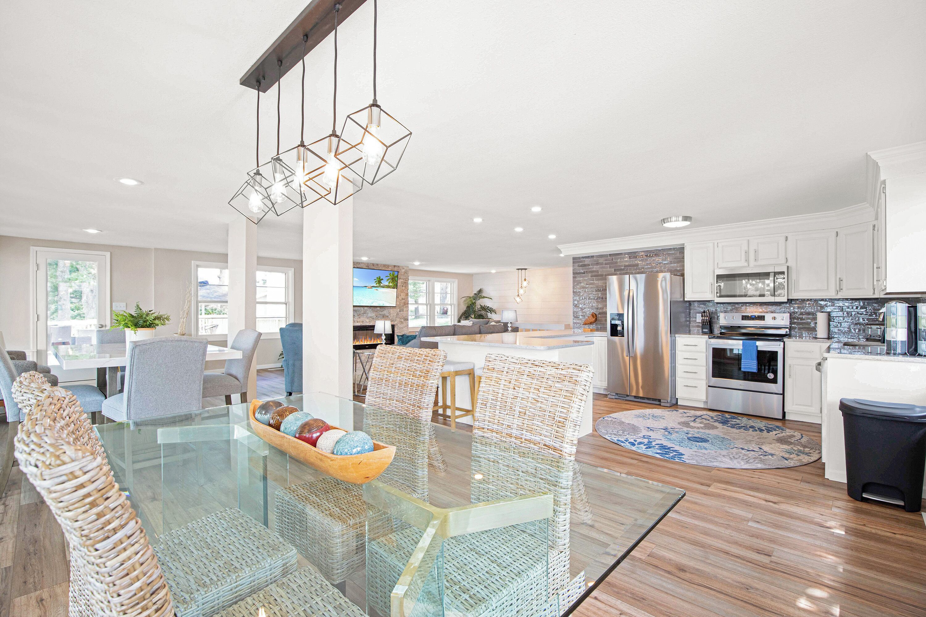 5 chambres, décoration personnalisée, ameublement personnalisé