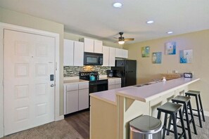Condo, Multiple Beds, Patio (Hawk's Hideout) | Private kitchen