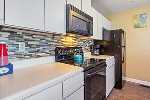 콘도, 침대(여러 개), 파티오 (Hawk's Hideout) | 전용 주방