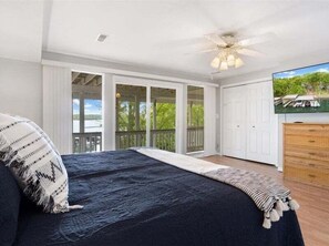 6 habitaciones, decoración personalizada y muebles diferentes 