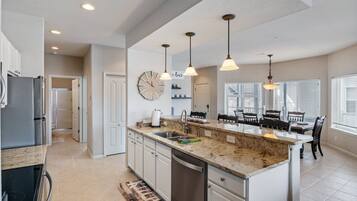 Condo, Multiple Beds, Hot Tub (Lovin' Lake Livin') | Private kitchen
