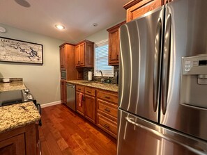 Ferienhaus, Mehrere Betten, Terrasse (Shady Valley Retreat) | Eigene Küche