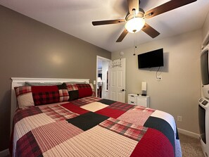 獨棟房屋, 多張床, 庭院 (Shady Valley Retreat) | 2 間臥室、獨特裝潢、布置獨特、床單